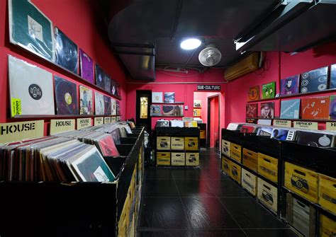 Shanghai – Uptown Record Store.